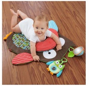 New SkipHop Treetop Tummy-time Mat Owl.